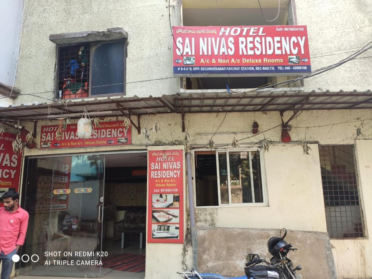 Hotel Sai Nivas Residency Hyderabad Eksteriør bilde